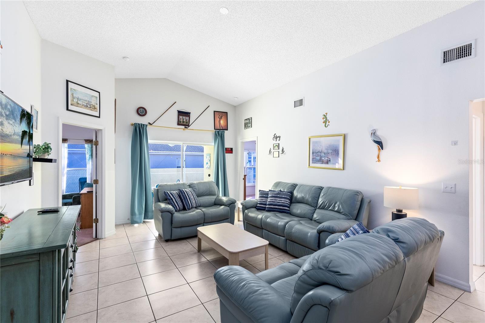 CLEAR CREEK - Residential