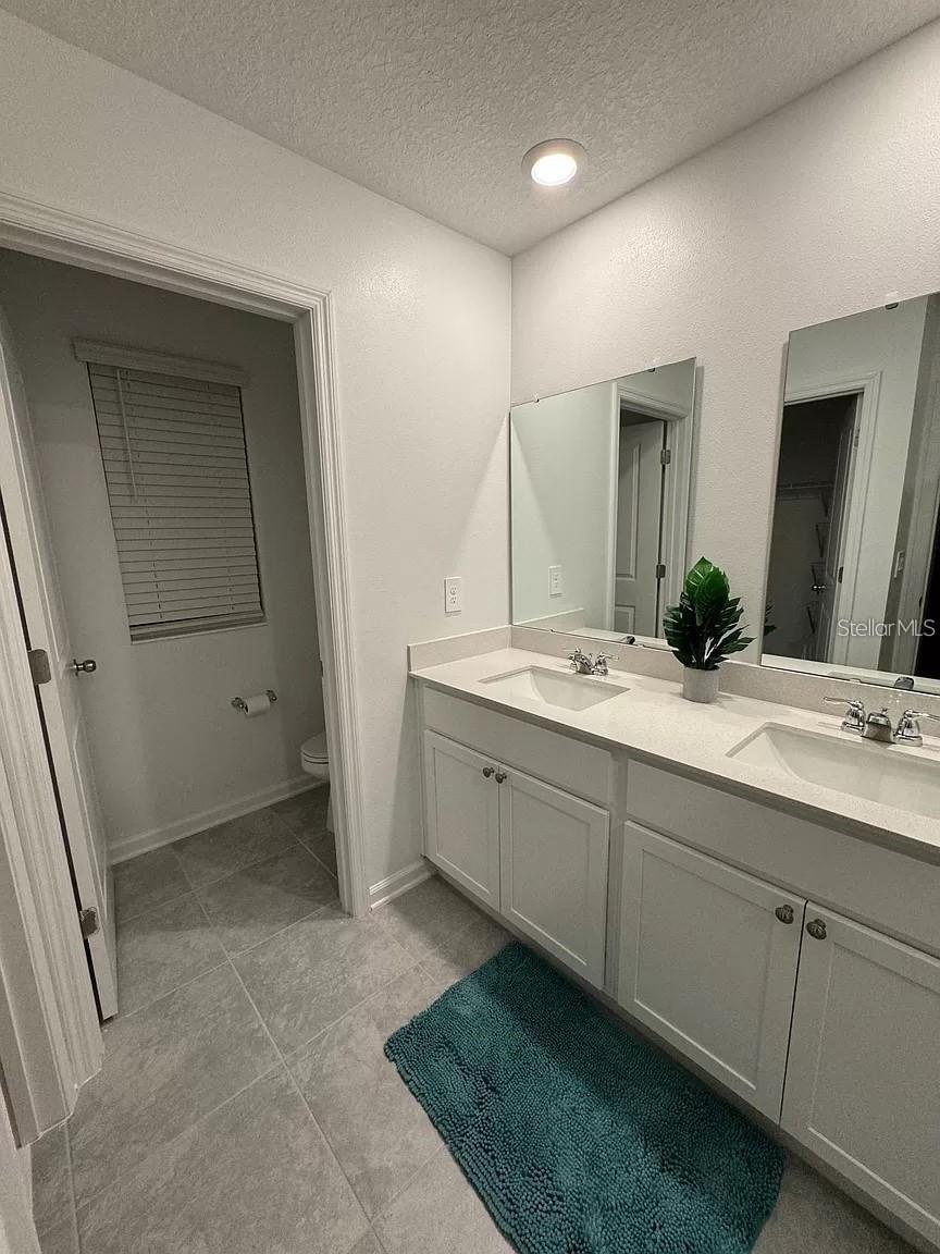 RANCHES/LK MCLEOD I - Residential Lease