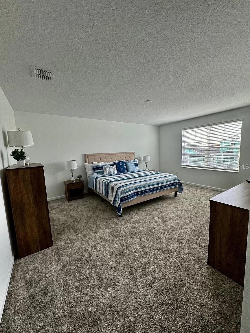 RANCHES/LK MCLEOD I - Residential Lease