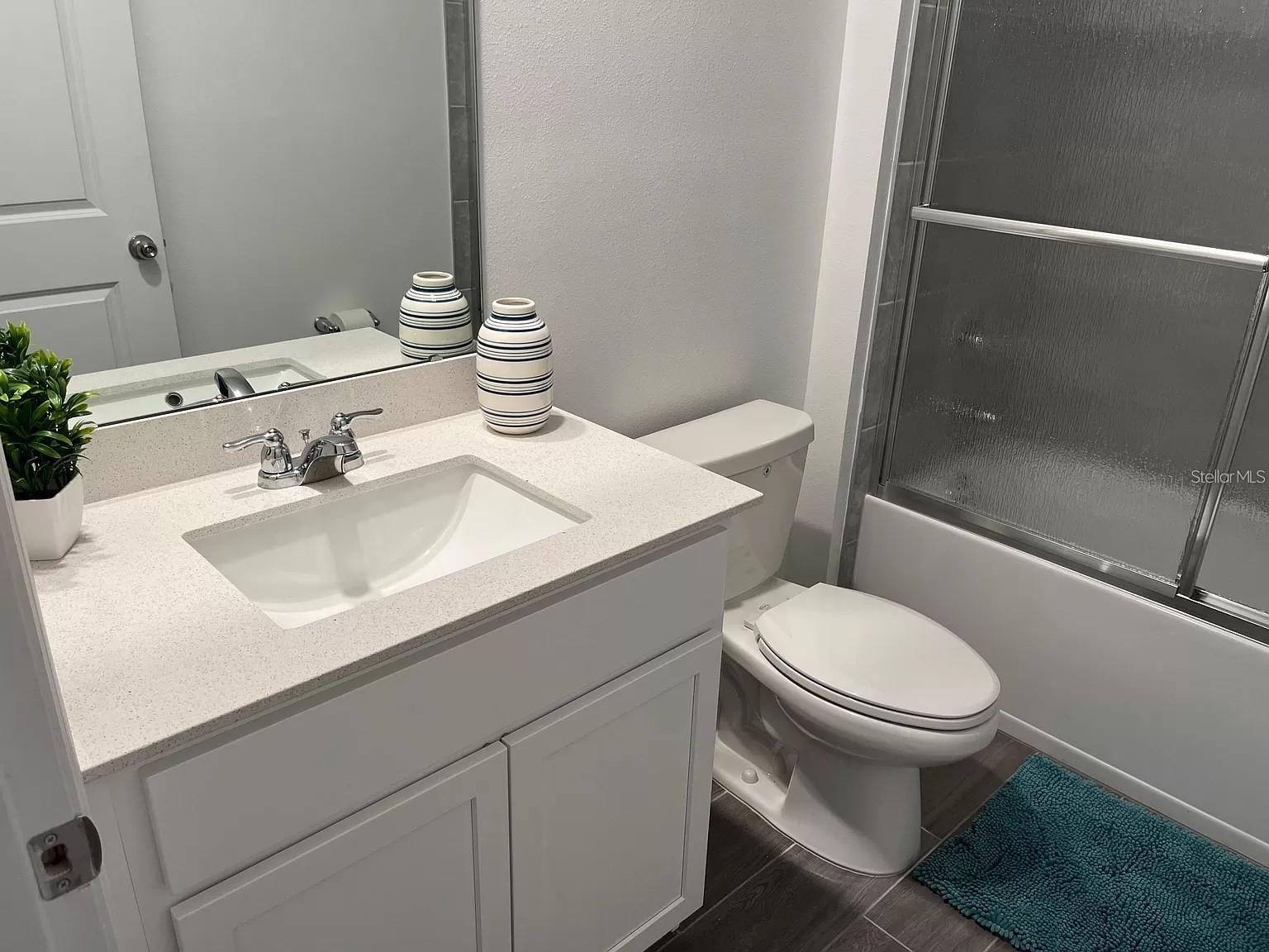 RANCHES/LK MCLEOD I - Residential Lease