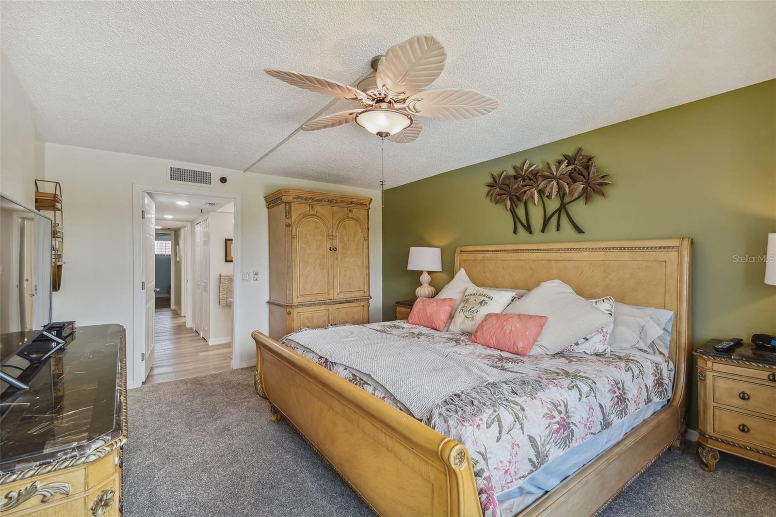 BOCA VISTA CONDO - Residential Lease