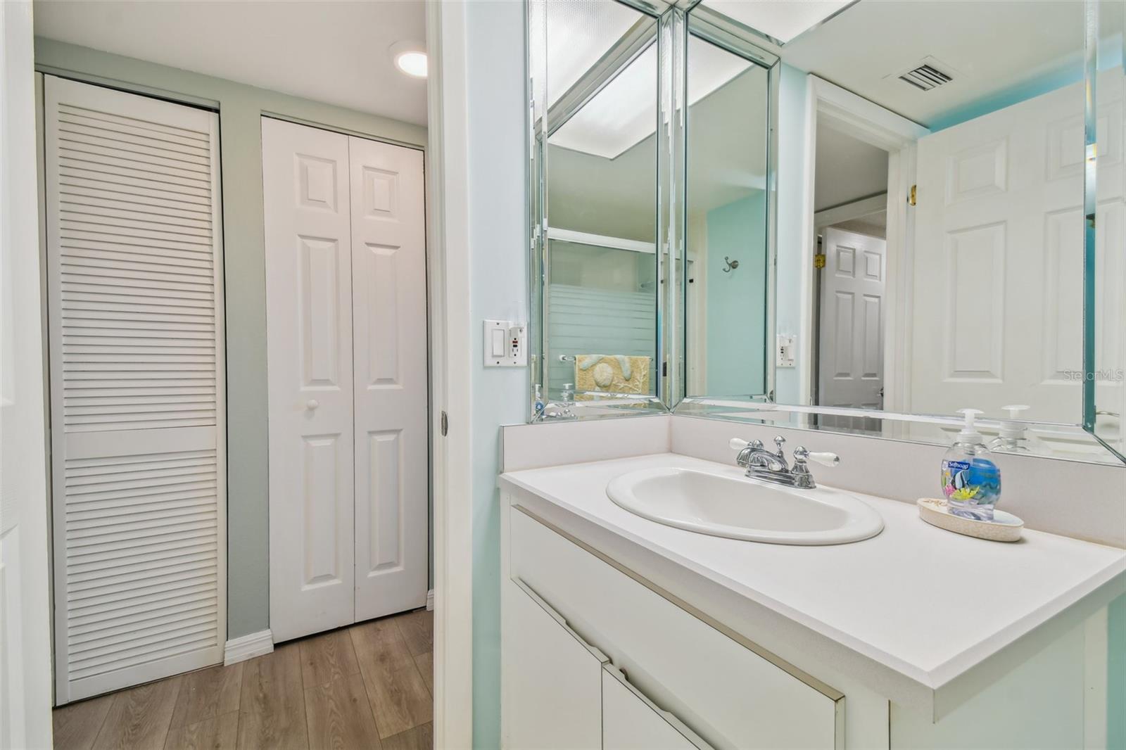 BOCA VISTA CONDO - Residential Lease