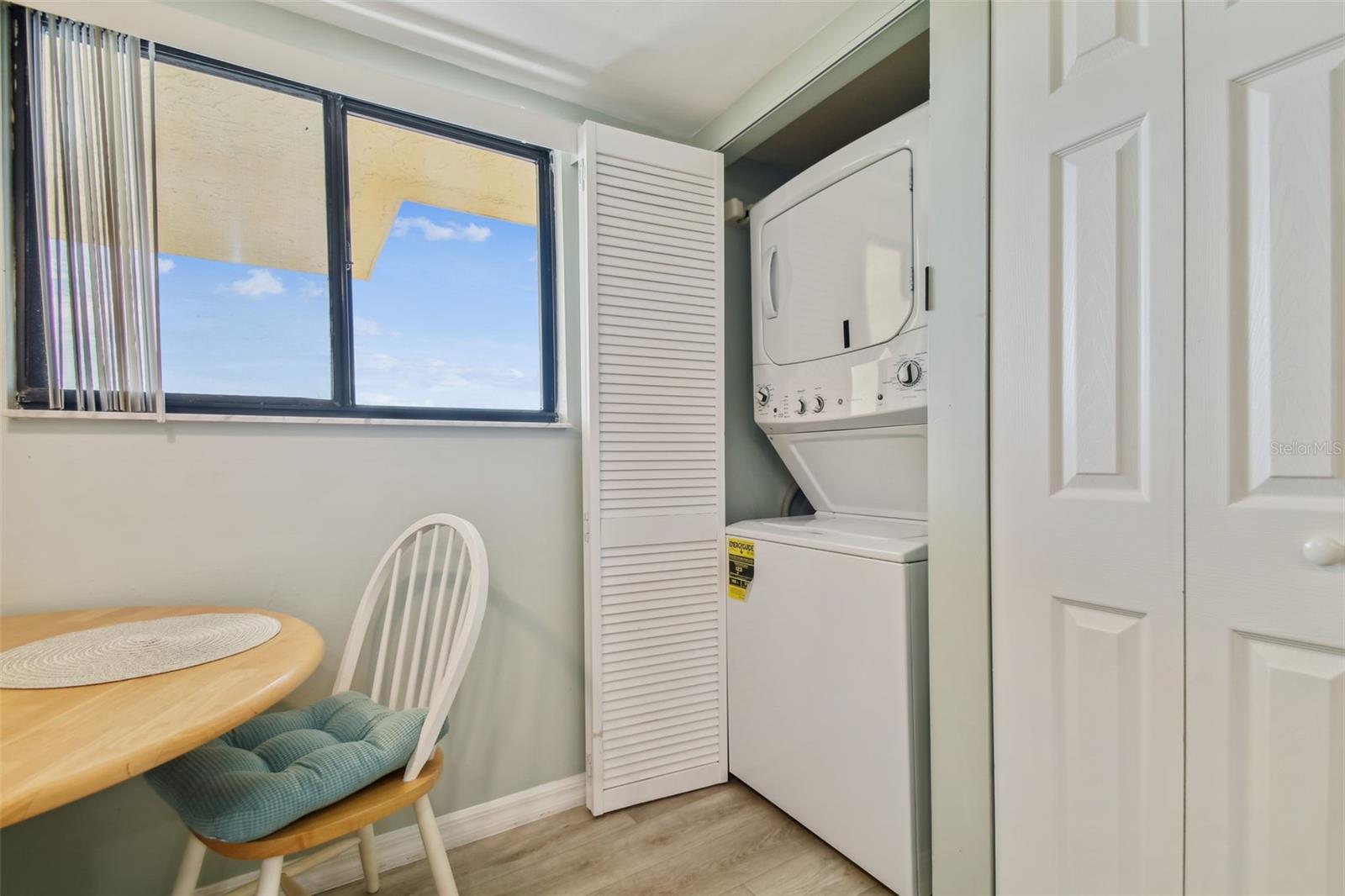 BOCA VISTA CONDO - Residential Lease