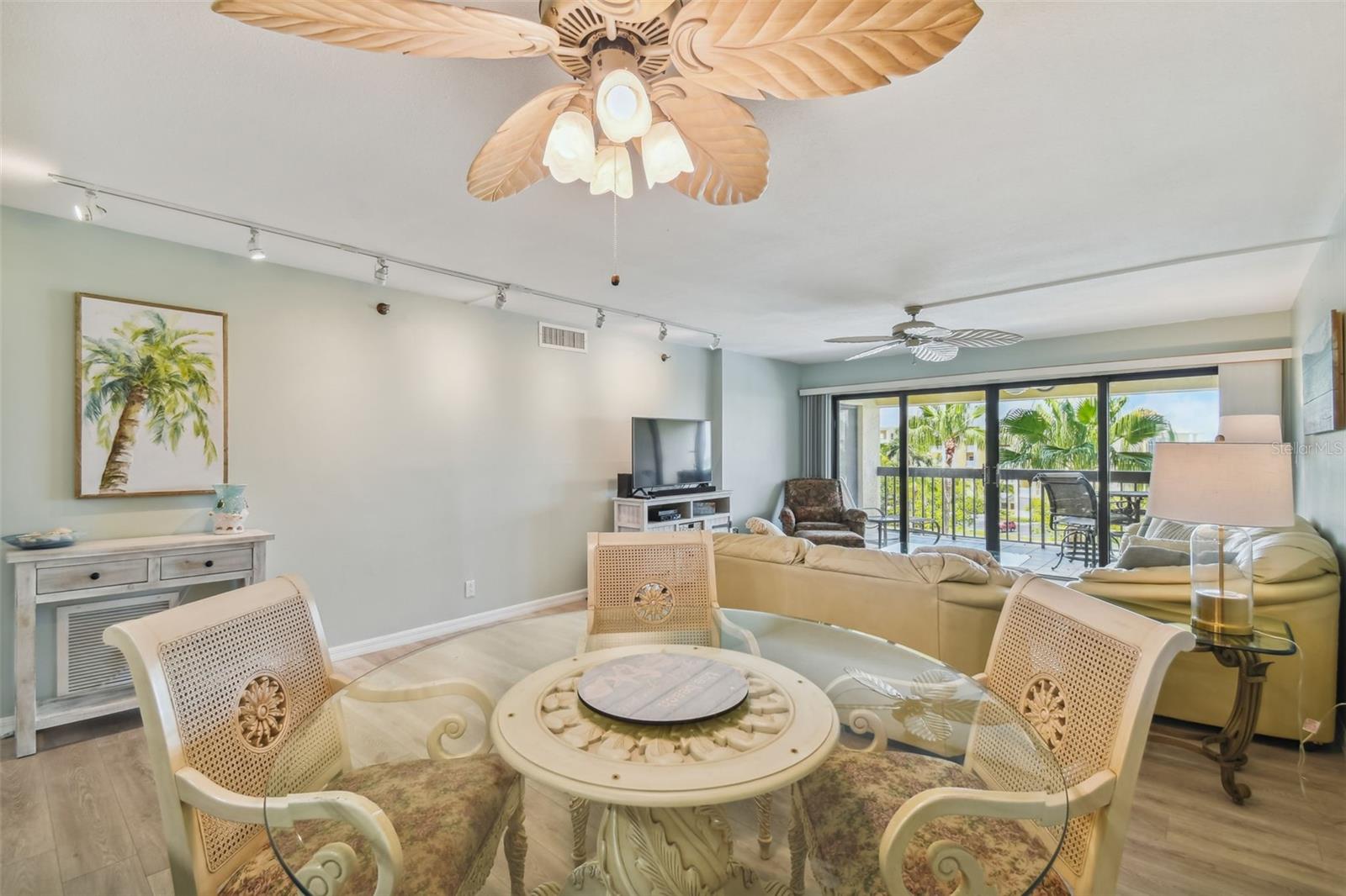 BOCA VISTA CONDO - Residential Lease