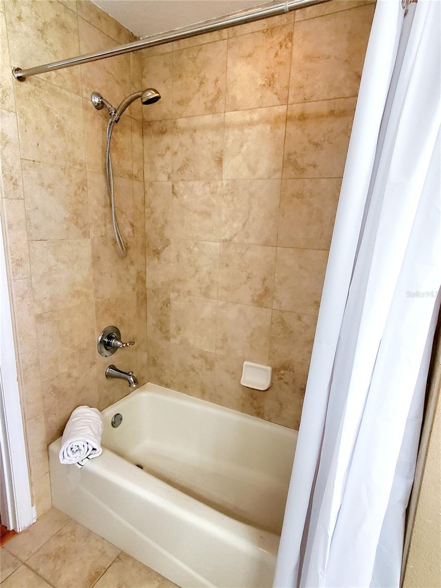 TREE TOPS PH 1 - Residential