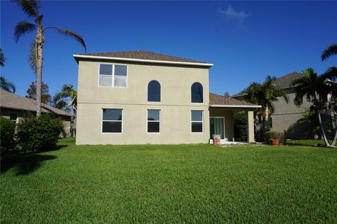 A home in ELLENTON