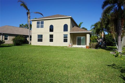 A home in ELLENTON