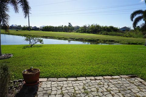 A home in ELLENTON