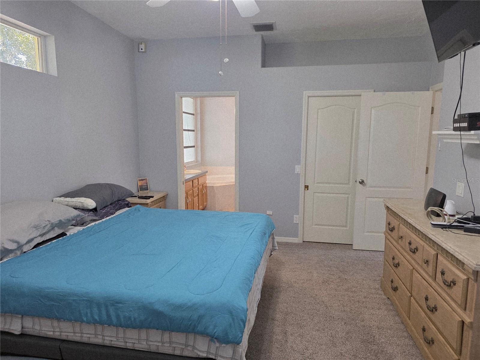 TROPICAL SHORES - Residential