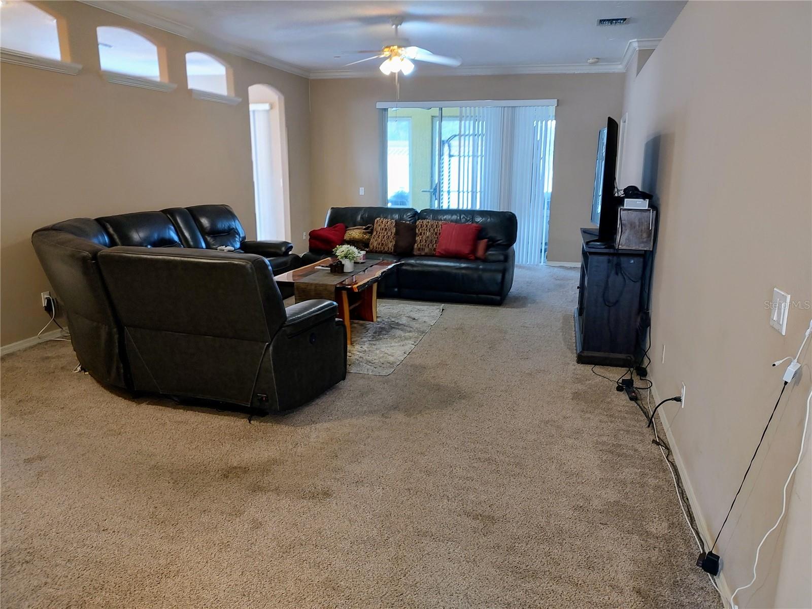 TROPICAL SHORES - Residential