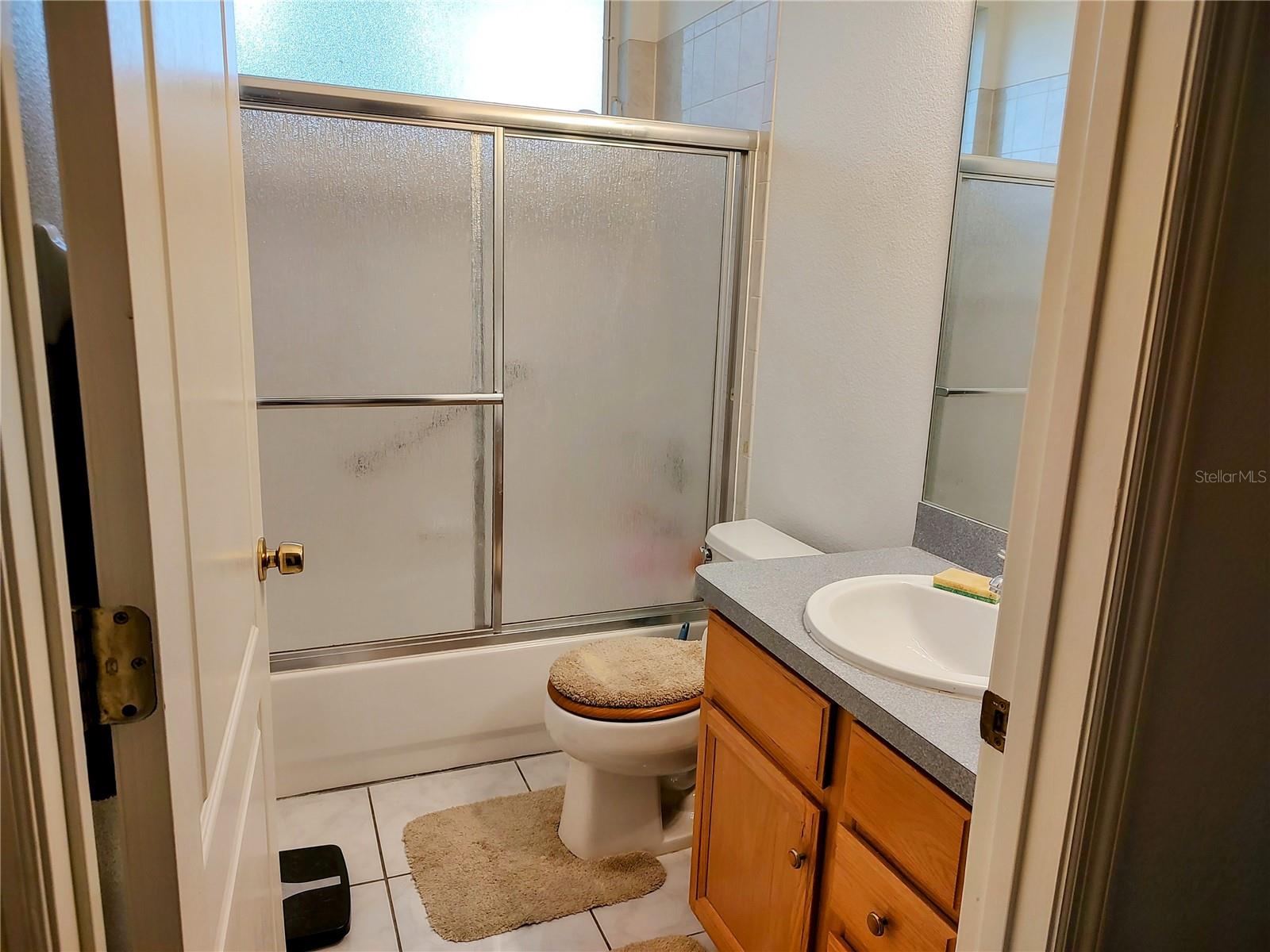 TROPICAL SHORES - Residential