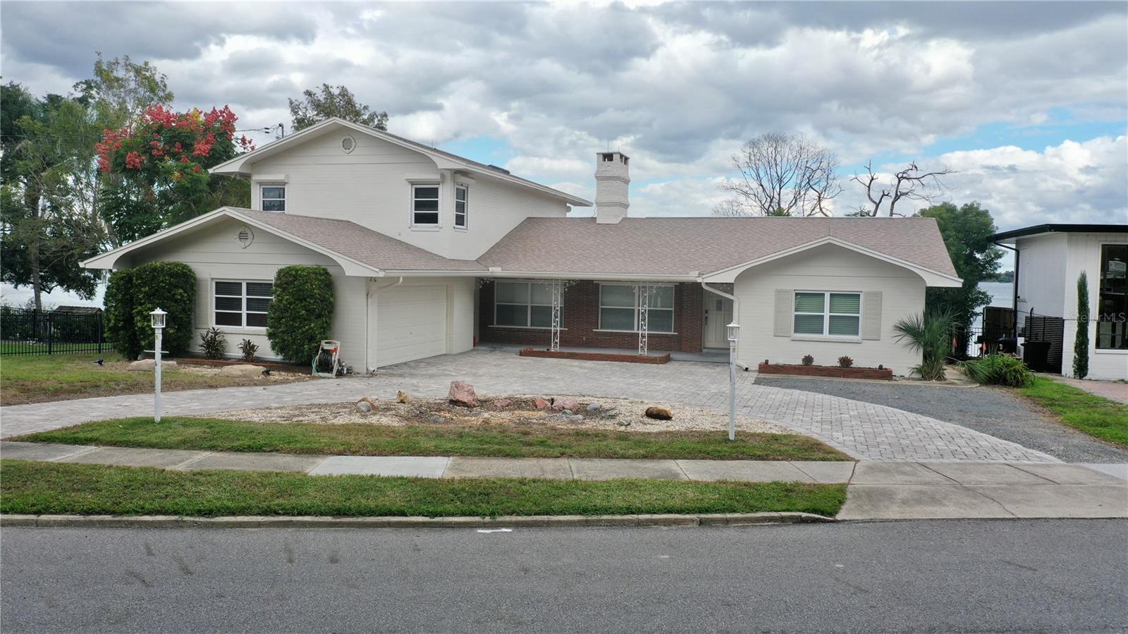 6401 GIBSON DRIVE