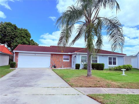 Photo of 10125 Matchlock Drive, Orlando, FL 32821 (MLS # O6306176)