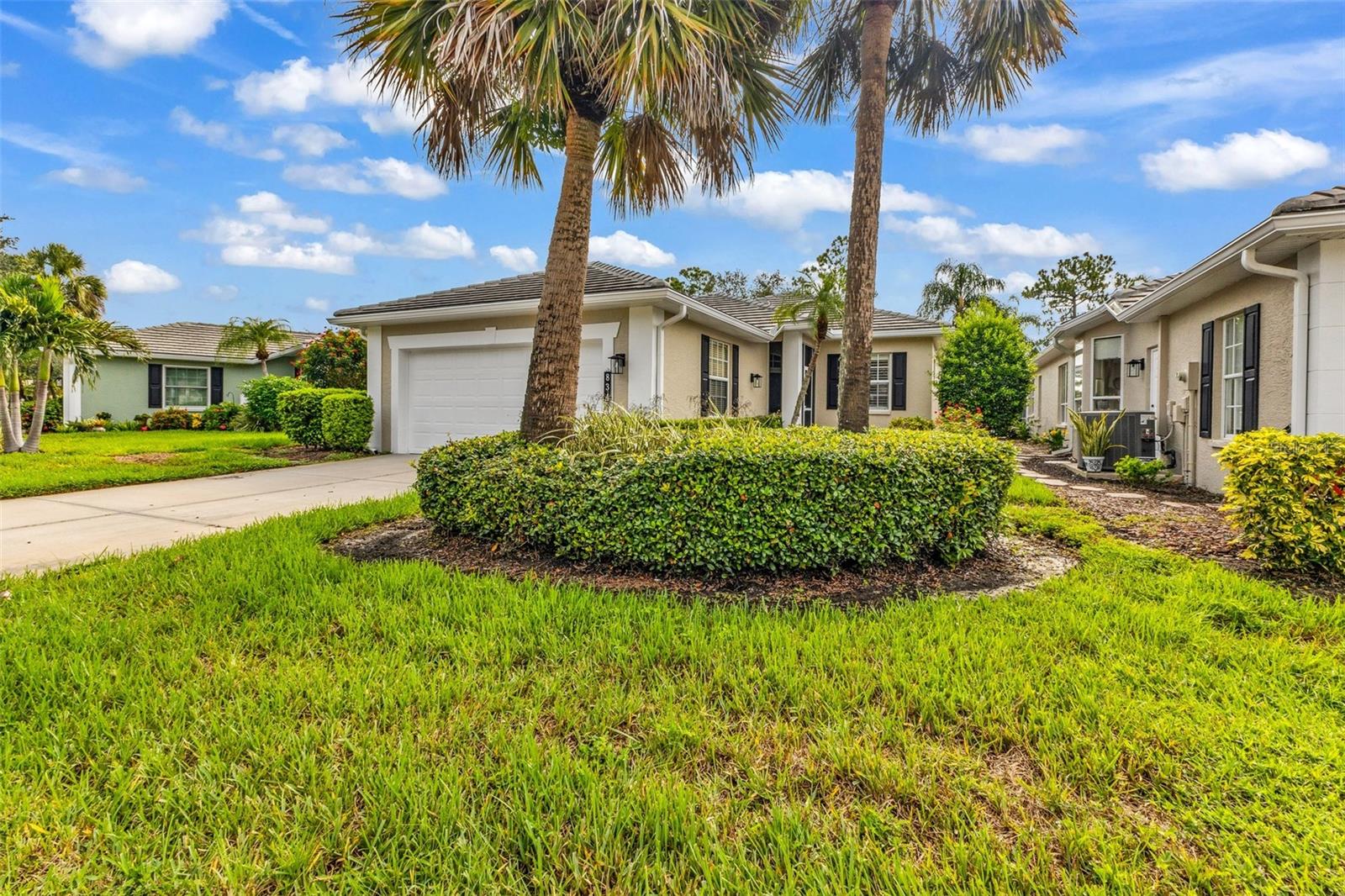 Search Properties for Sale 2 834 MONTROSE DRIVE 9