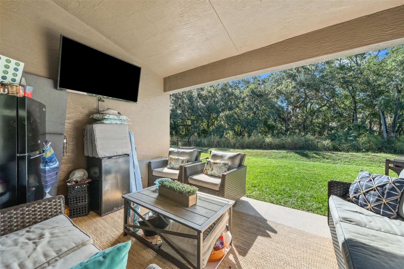 WYLD PALMS VILLAGE CONDOMINIUM - Residential