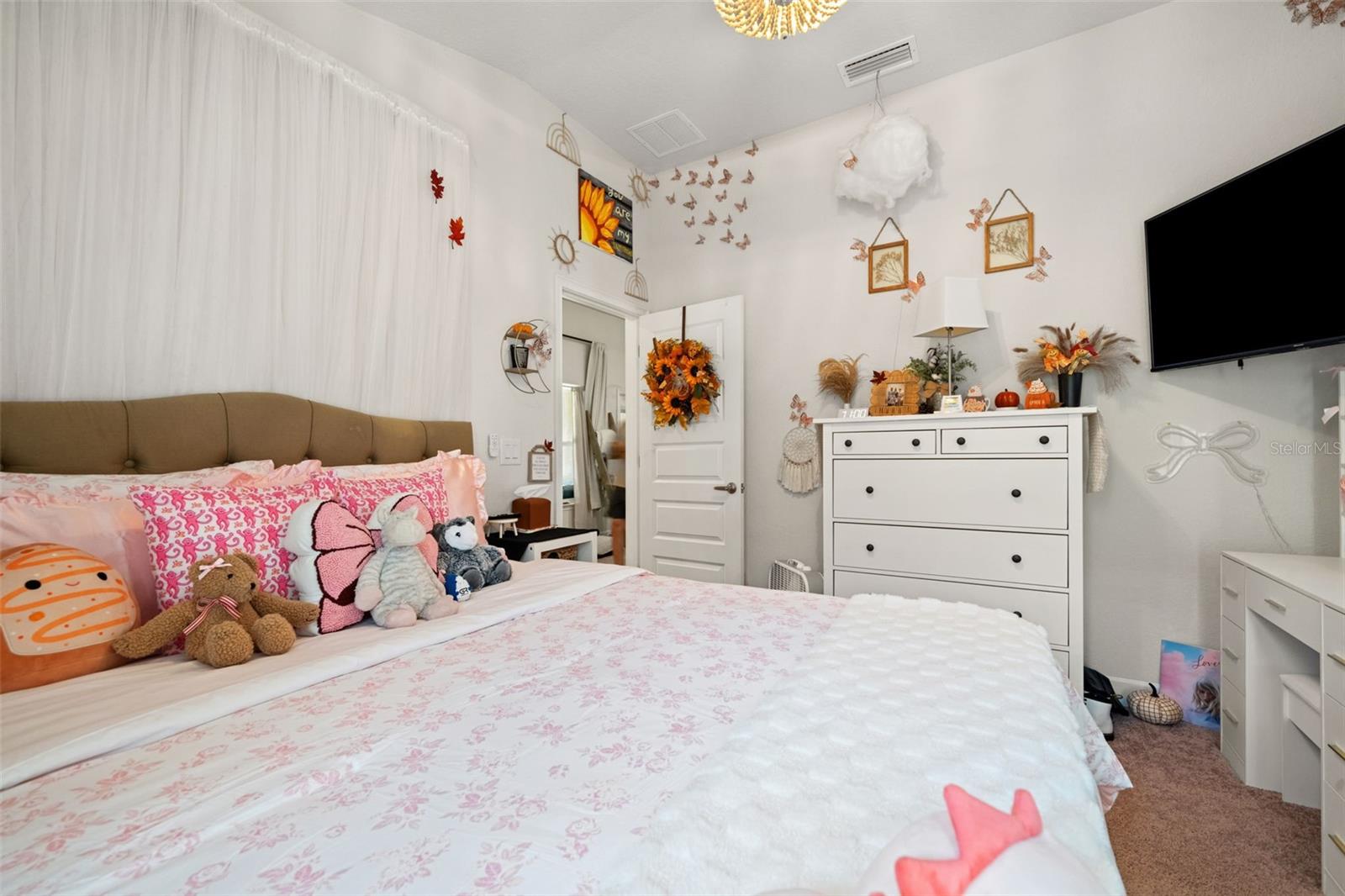 WYLD PALMS VILLAGE CONDOMINIUM - Residential