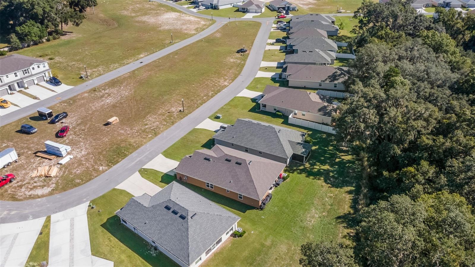 WYLD PALMS VILLAGE CONDOMINIUM - Residential