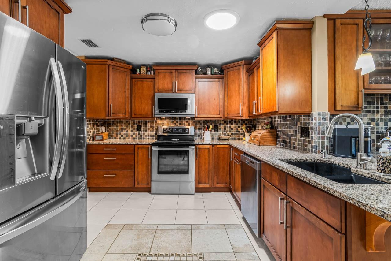 CALOOSA COUNTRY CLUB ESTATES U - Residential