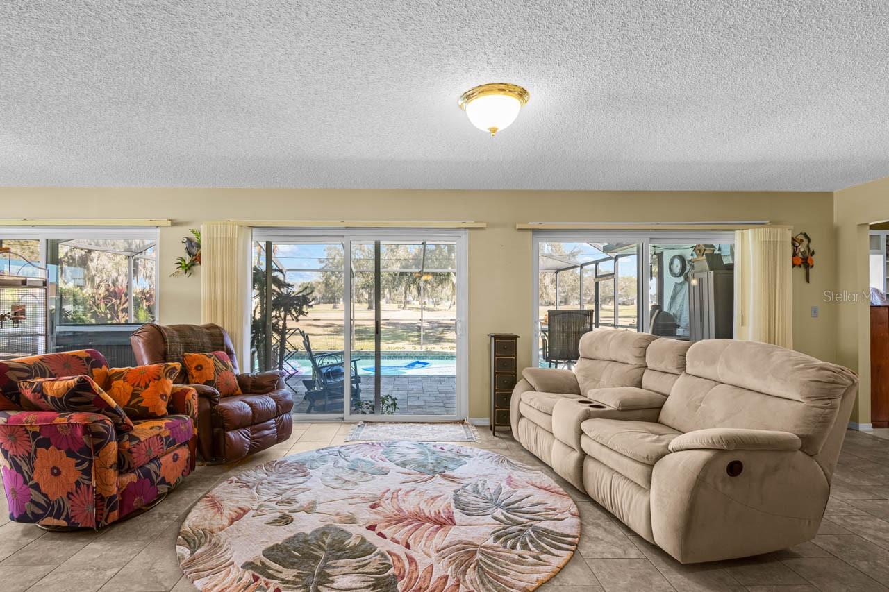 CALOOSA COUNTRY CLUB ESTATES U - Residential