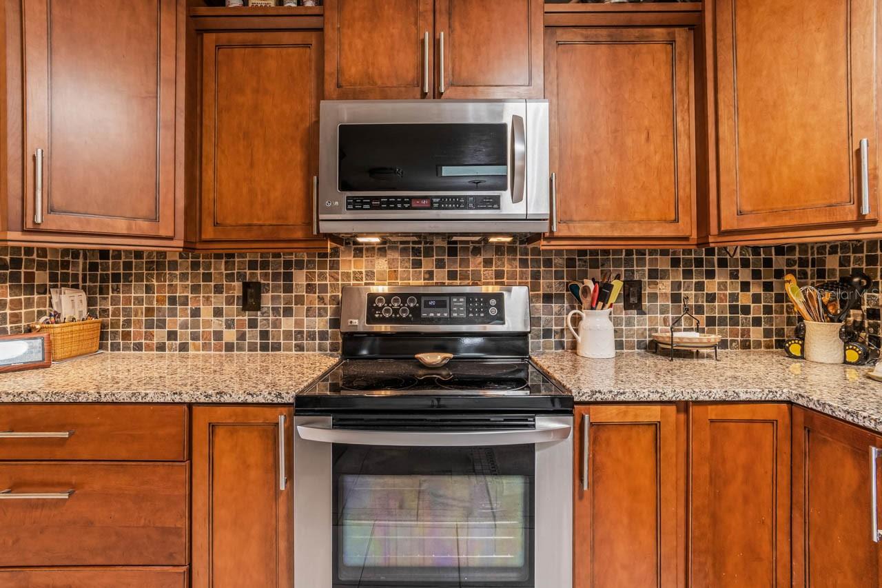 CALOOSA COUNTRY CLUB ESTATES U - Residential