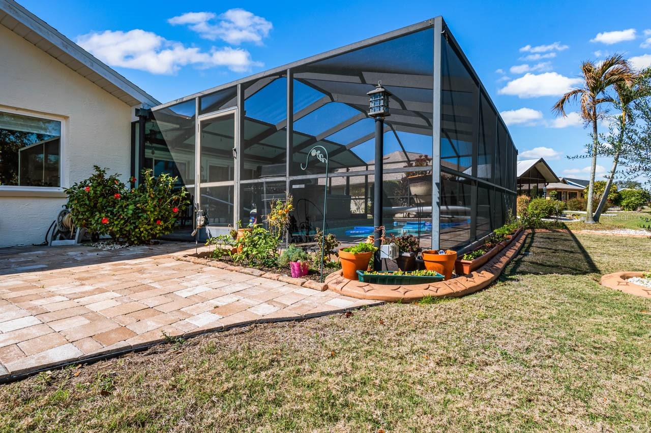 CALOOSA COUNTRY CLUB ESTATES U - Residential