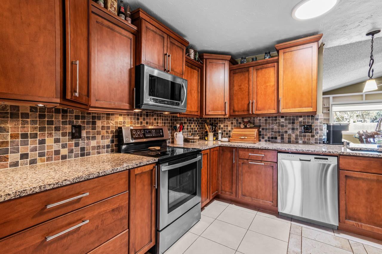 CALOOSA COUNTRY CLUB ESTATES U - Residential