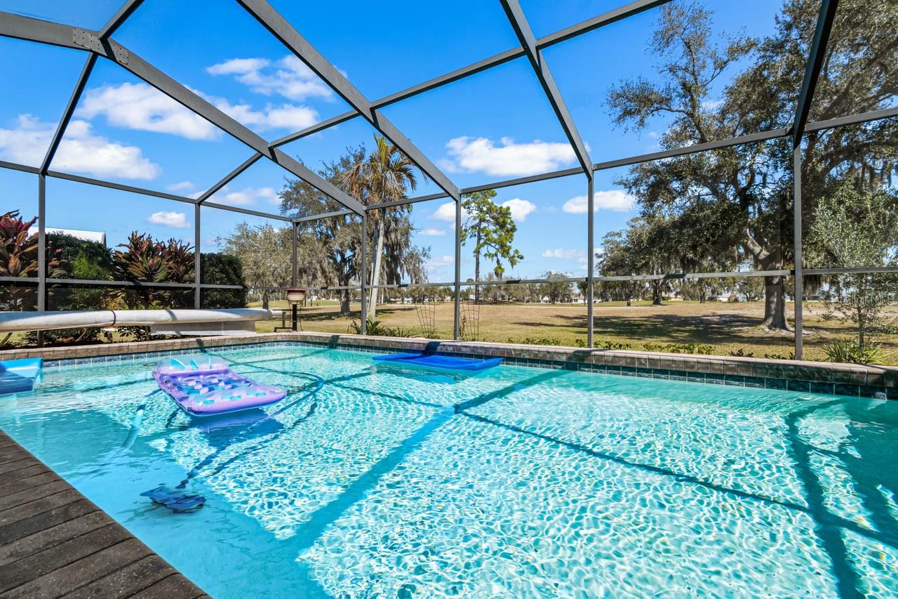 CALOOSA COUNTRY CLUB ESTATES U - Residential