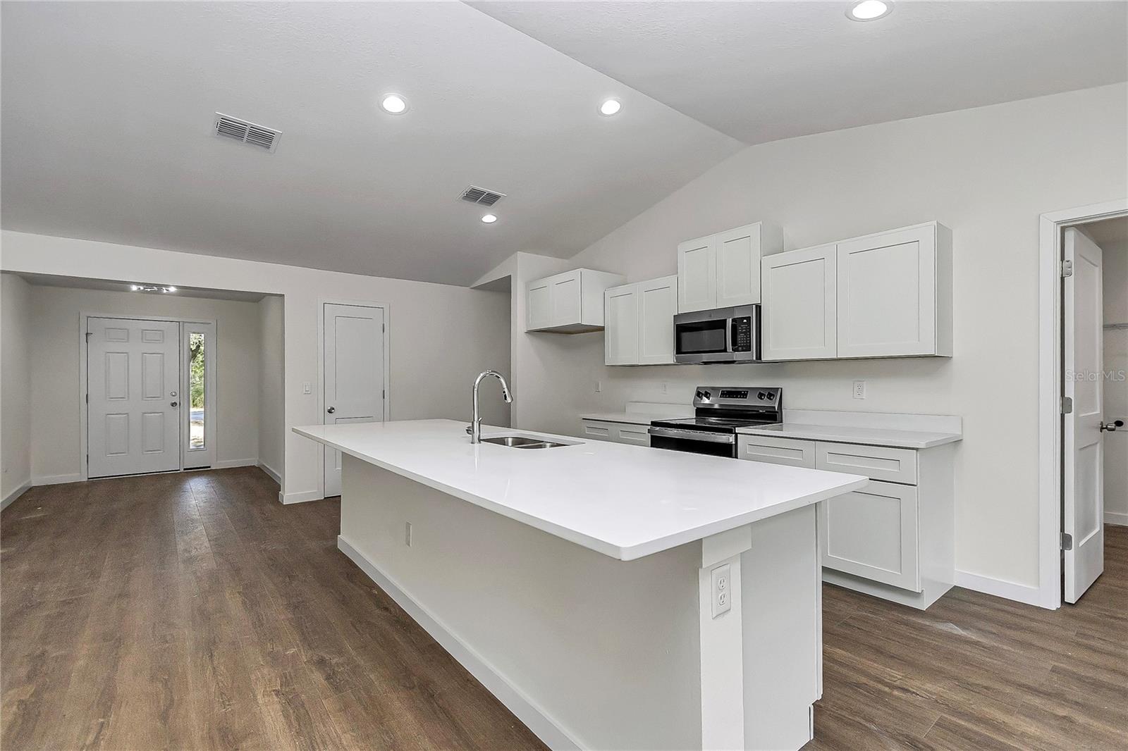 MARION OAKS UN NINE - Residential