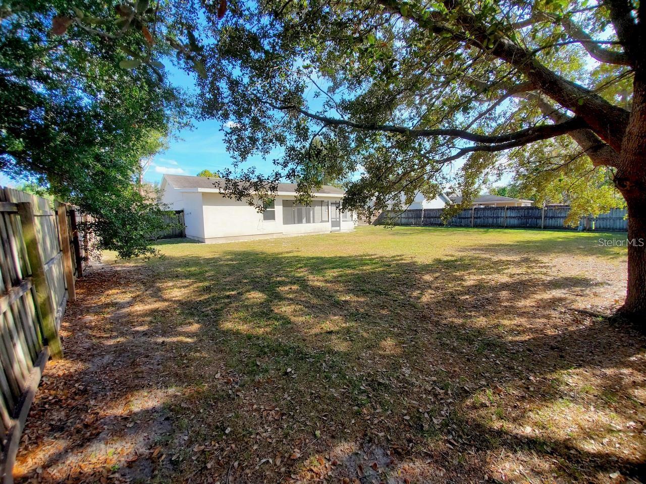 MAGNOLIA SPRINGS - Residential Lease