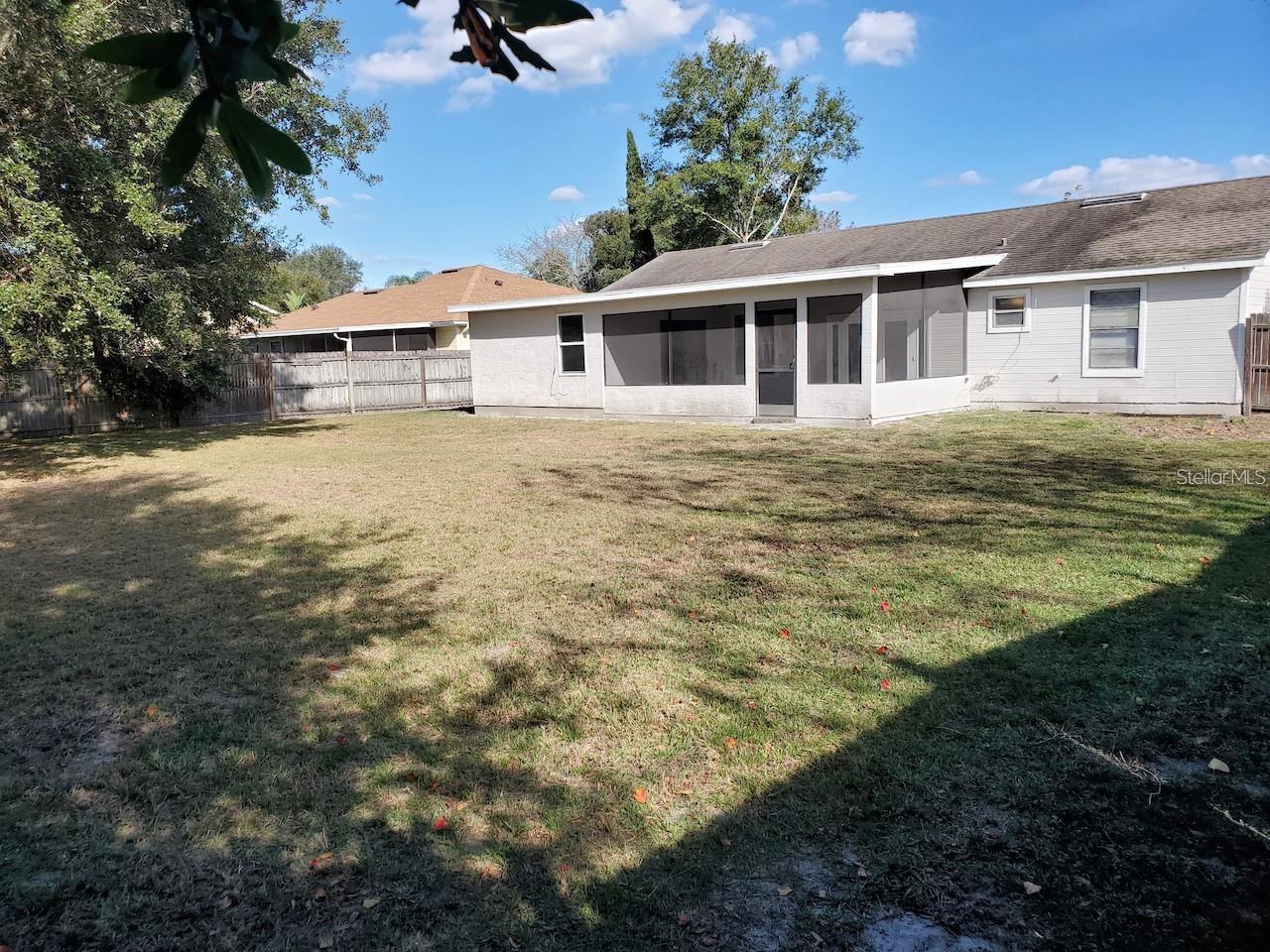 MAGNOLIA SPRINGS - Residential Lease
