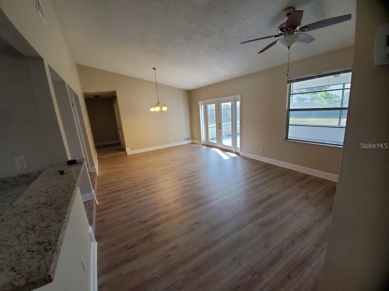 MAGNOLIA SPRINGS - Residential Lease