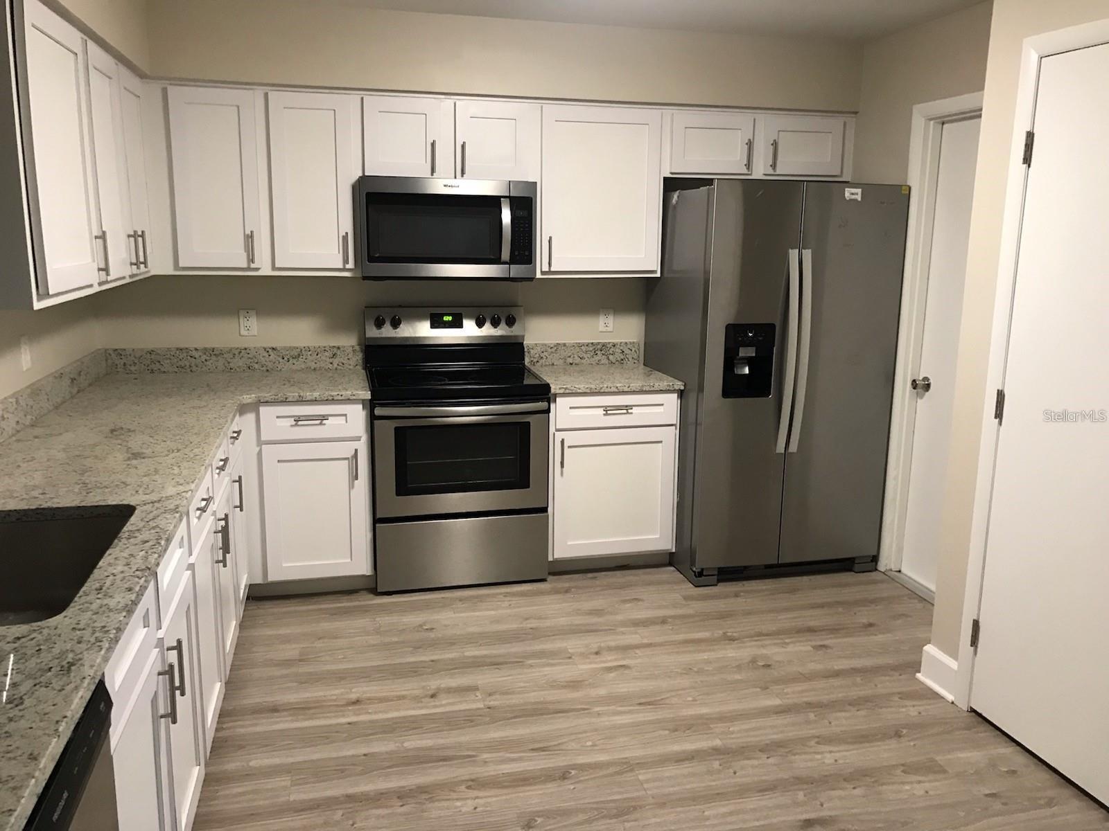 MAGNOLIA SPRINGS - Residential Lease