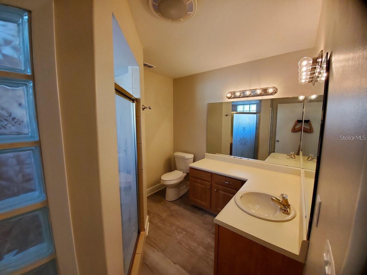 MAGNOLIA SPRINGS - Residential Lease