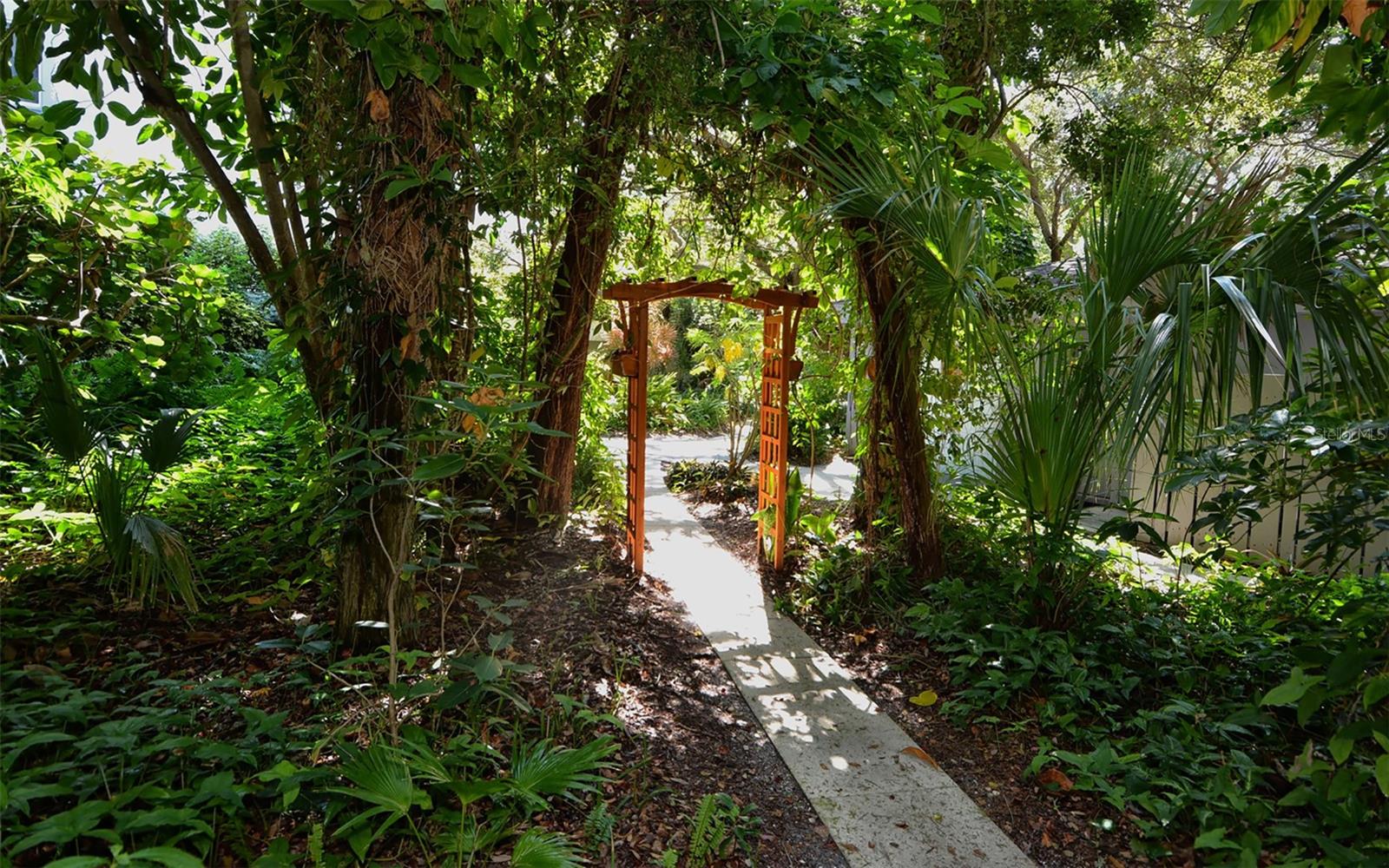 PEPPERTREE BAY - Residential