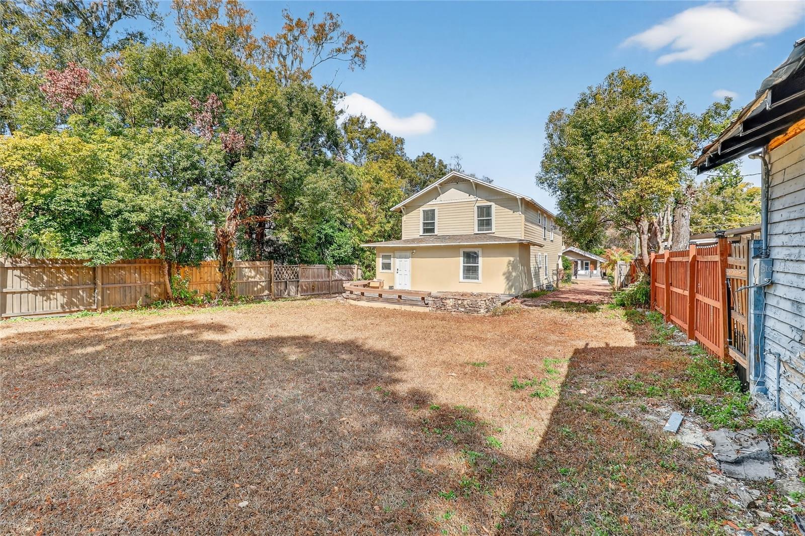 DIXIELAND REV - Residential