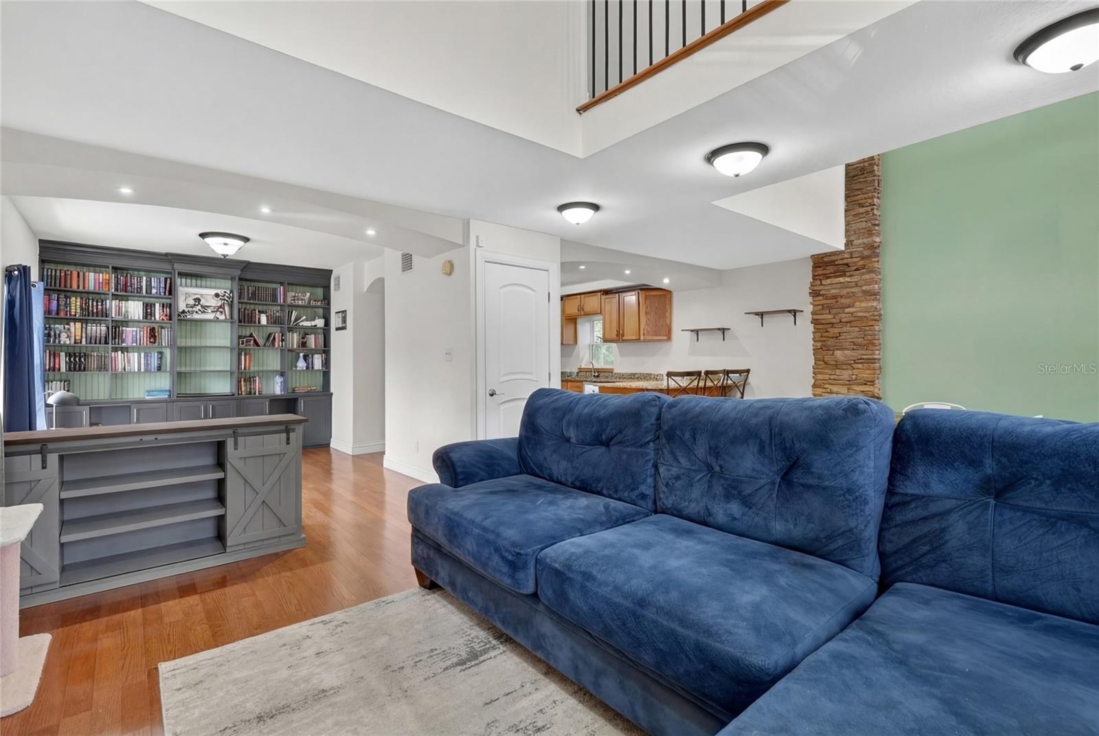 DIXIELAND REV - Residential