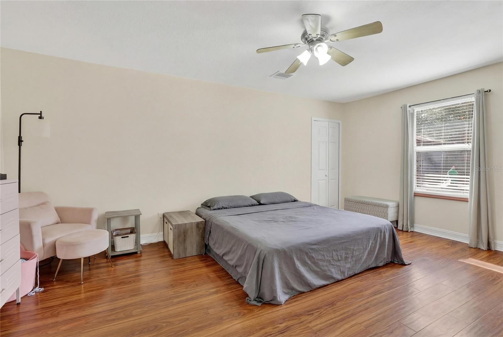 DIXIELAND REV - Residential