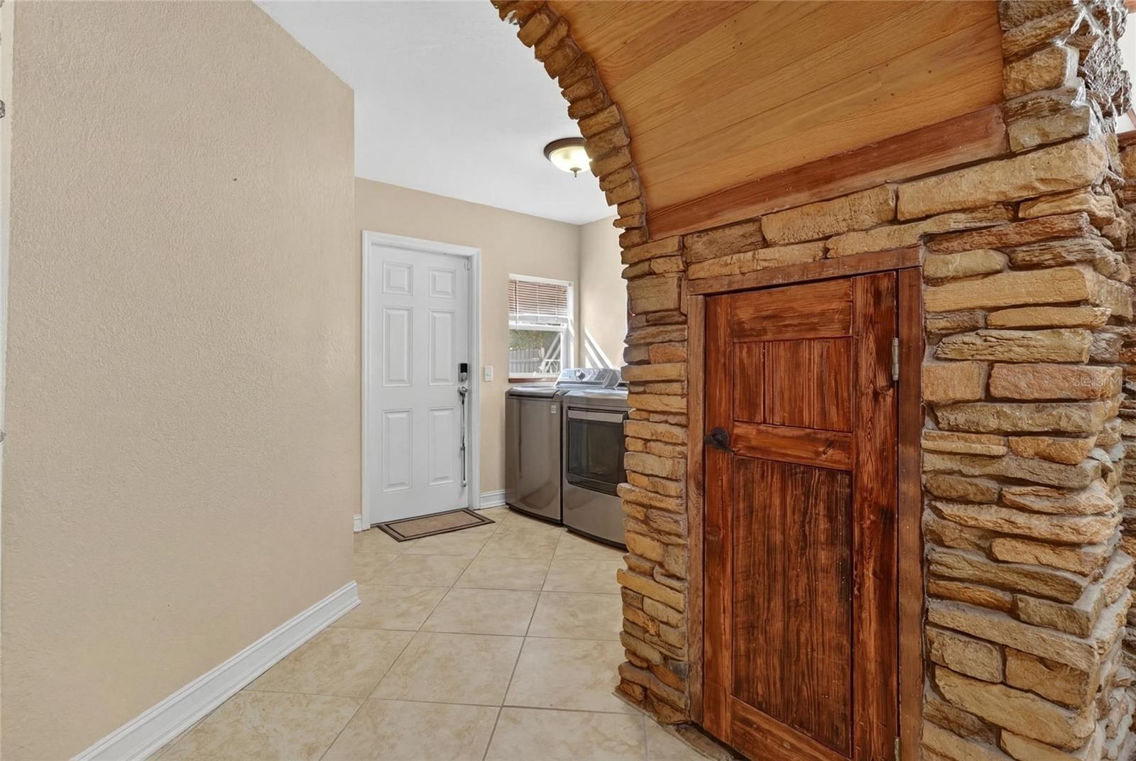 DIXIELAND REV - Residential