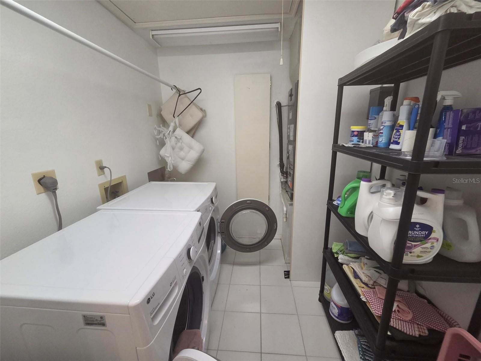 HARBOUR OAKS SUB - Residential Lease