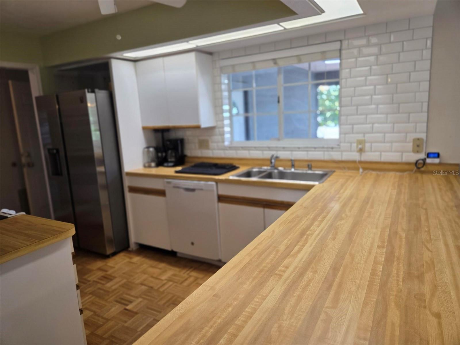 HARBOUR OAKS SUB - Residential Lease