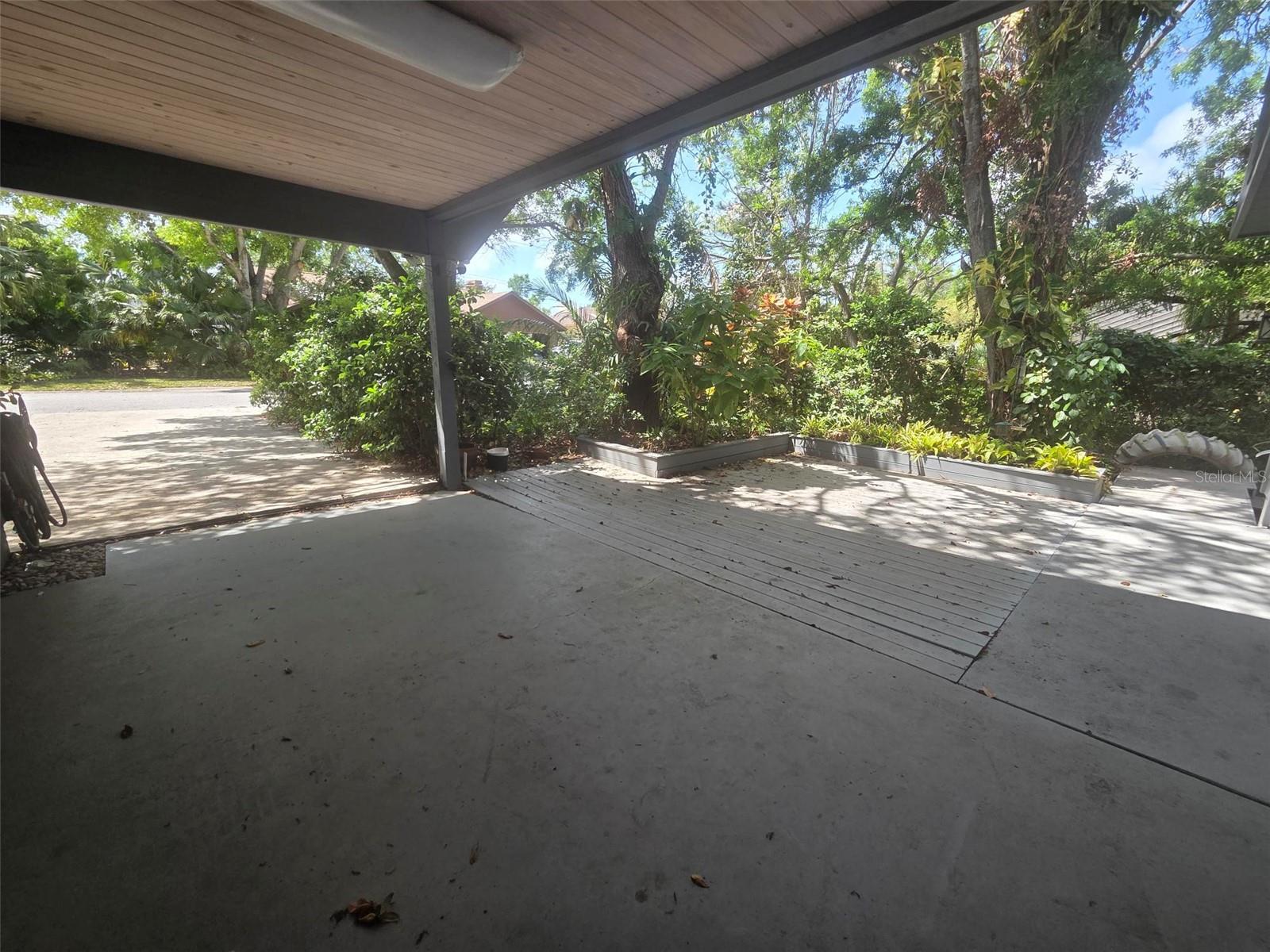 HARBOUR OAKS SUB - Residential Lease