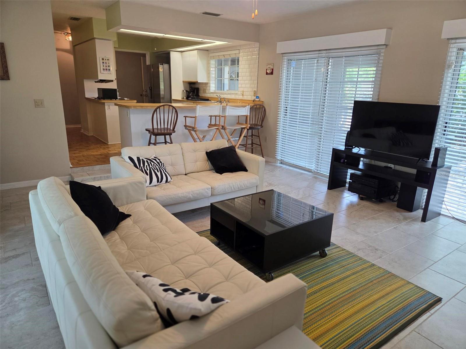 HARBOUR OAKS SUB - Residential Lease