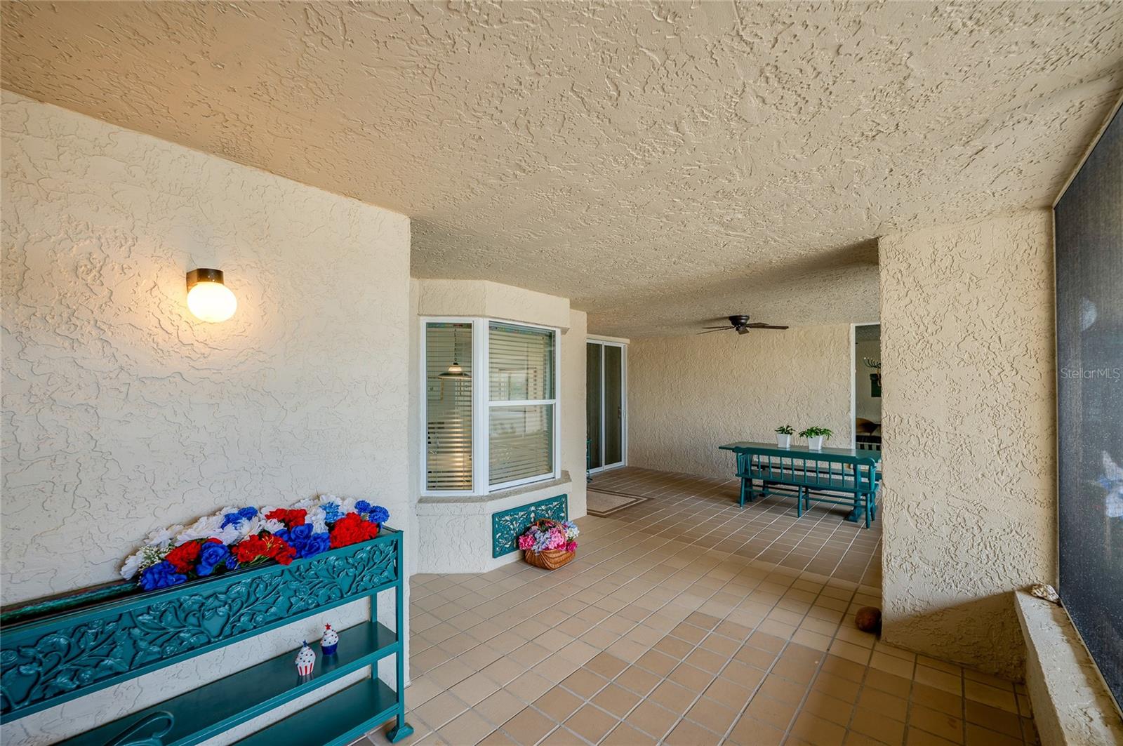 TOWERS AT PONCE INLET TOWER 01 CONDO - Residential