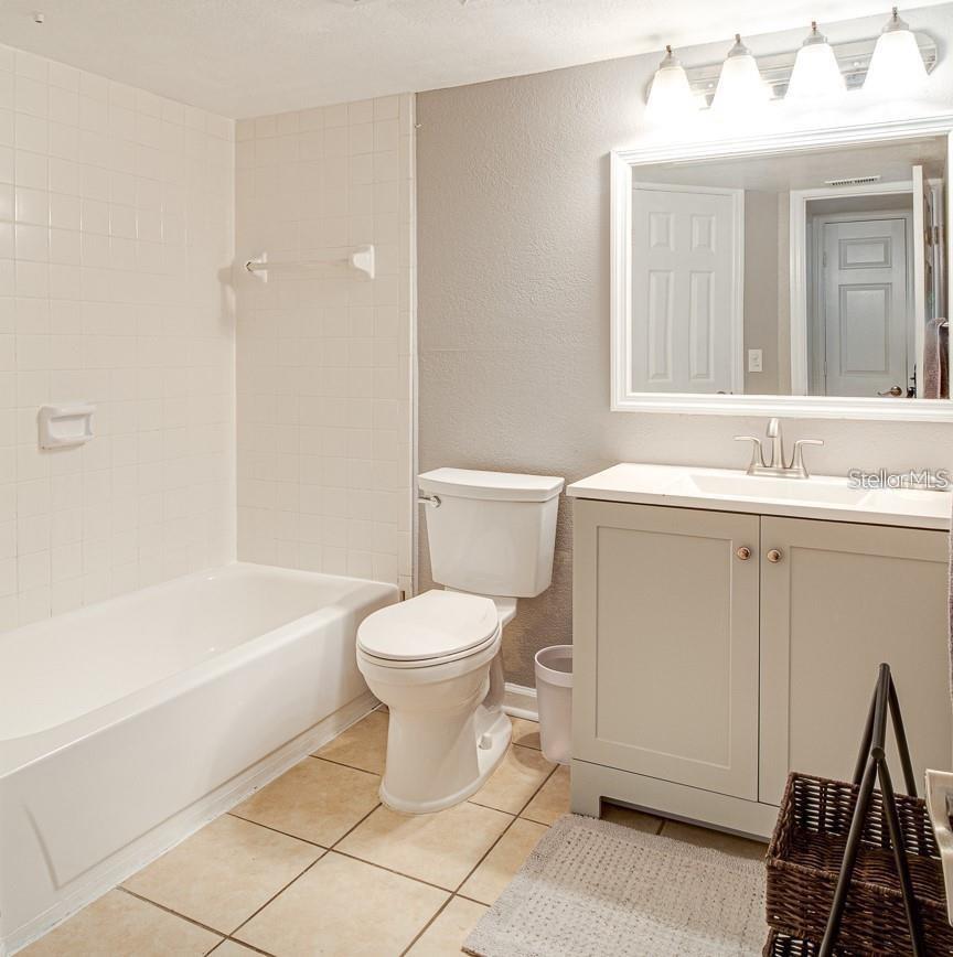 LAKEWOOD PARK A CONDO - Residential Lease