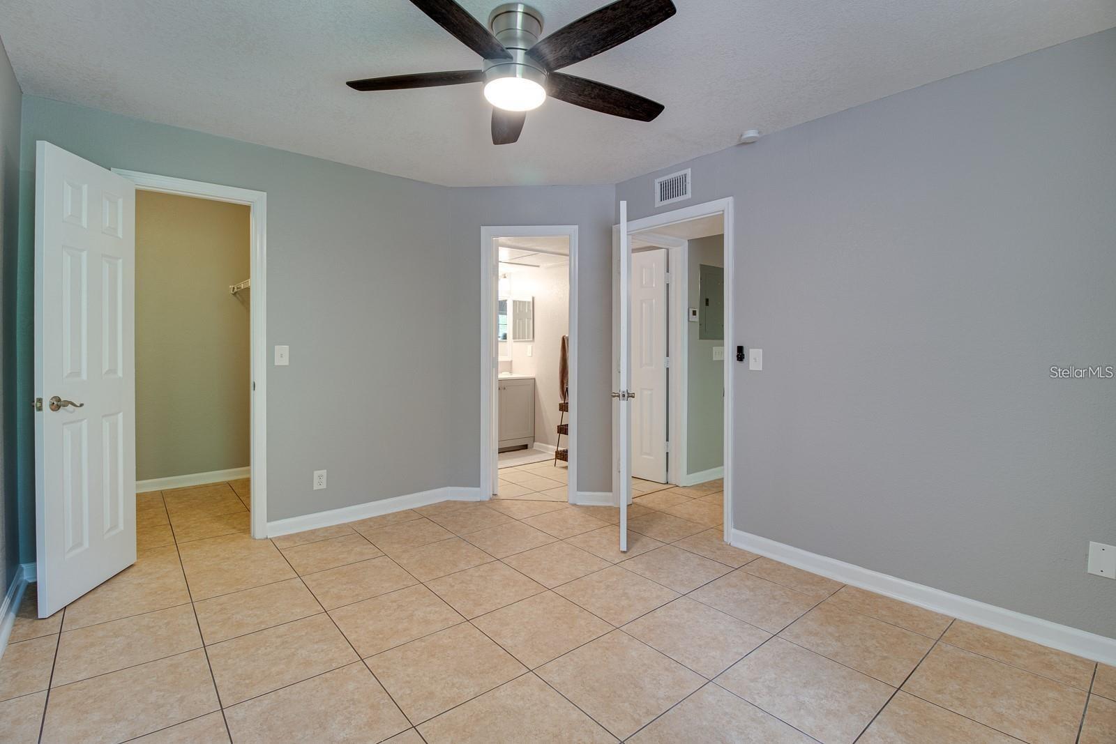 LAKEWOOD PARK A CONDO - Residential Lease