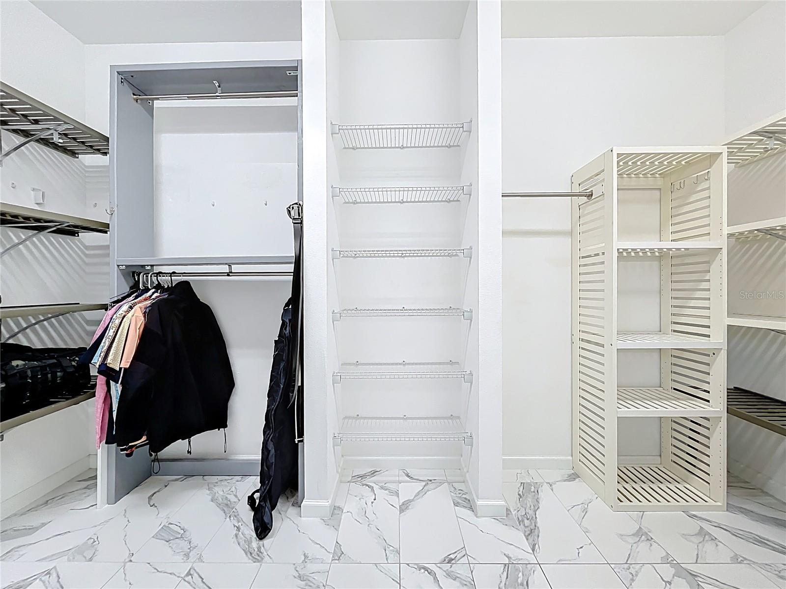 VICTORIA HILLS PH 3 - Residential