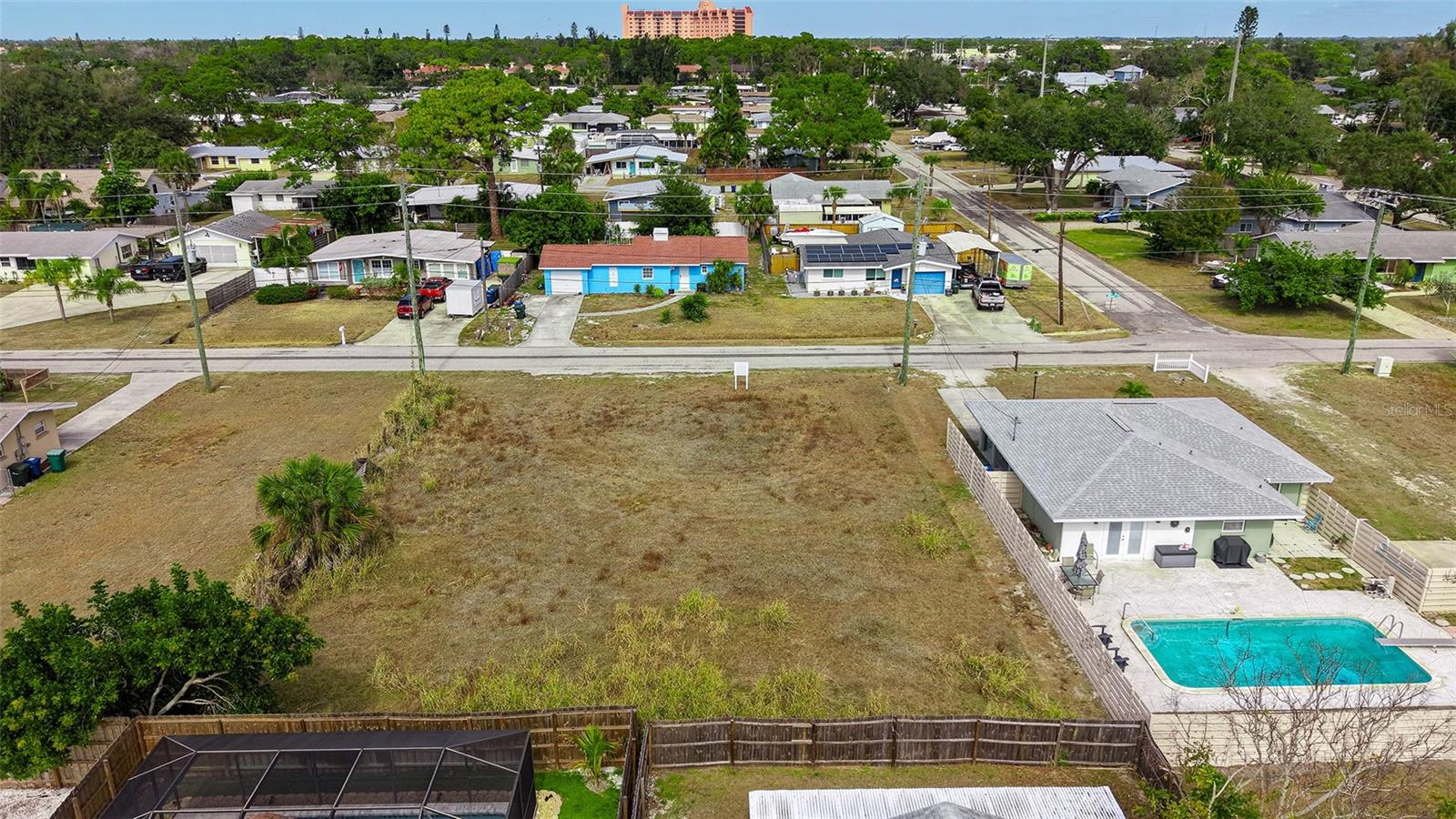 VAMO 2ND ADD TO - Land