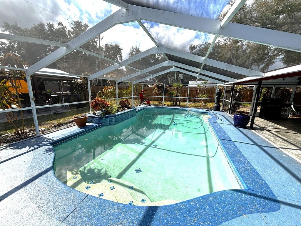 Photo of 2324 Creek Side Drive, Lakeland, FL 33811 (MLS # L4958992)