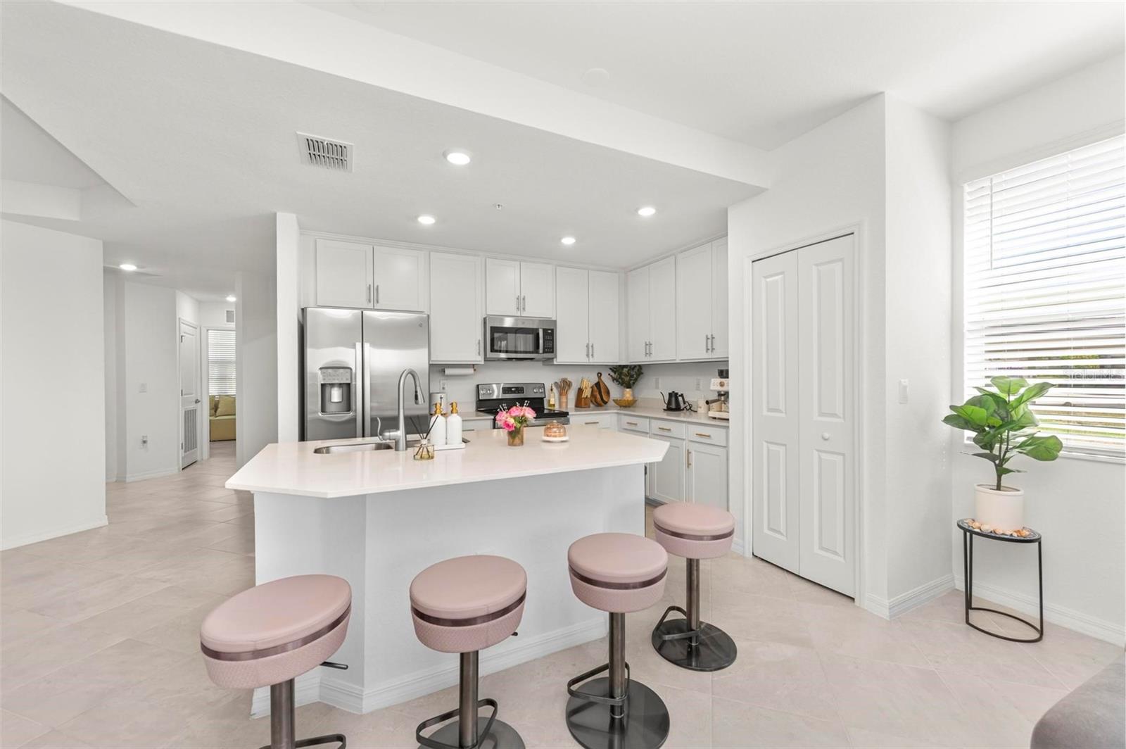 TERRACE 11/WELLEN PK PH II - Residential Lease