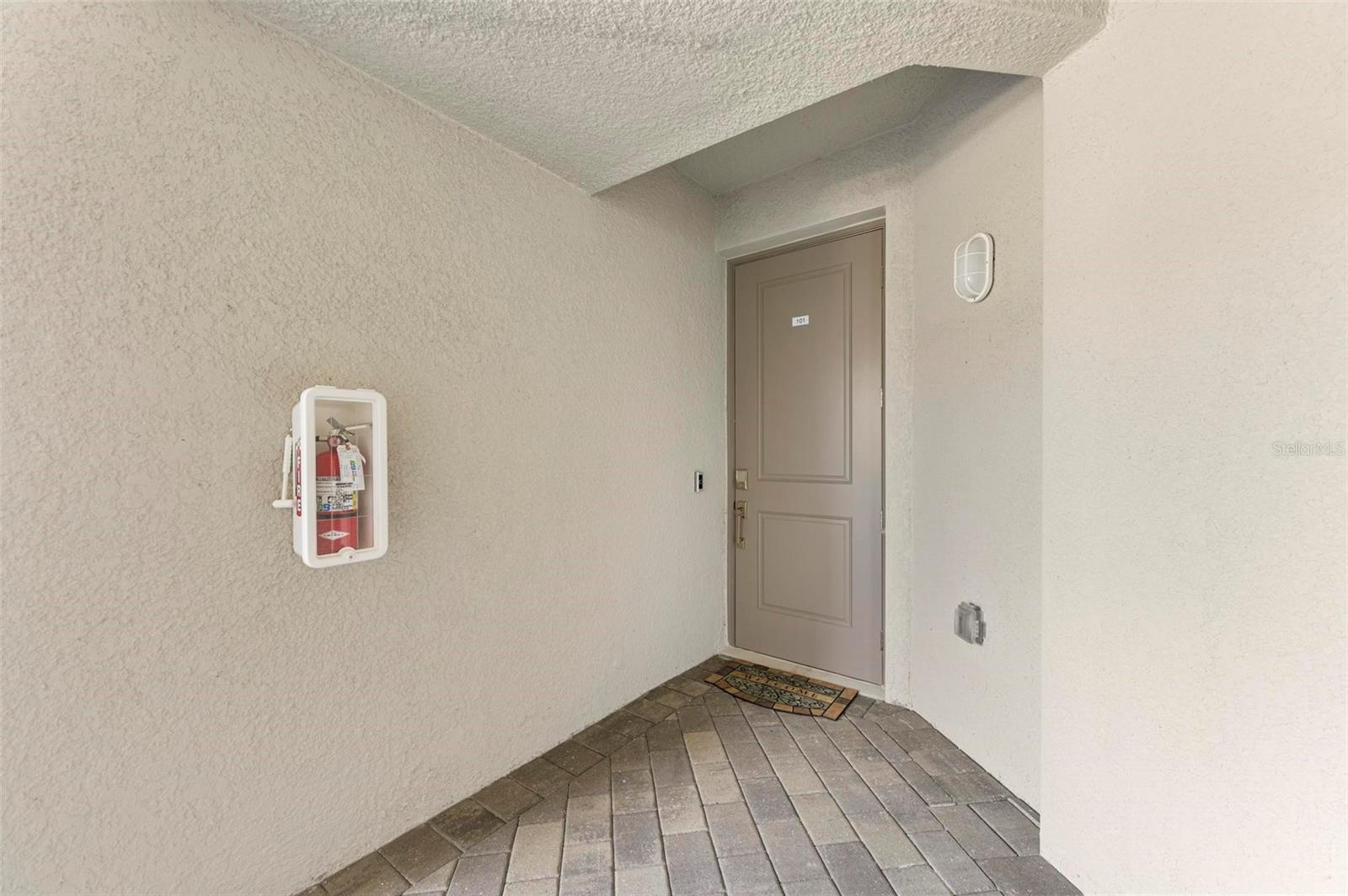 TERRACE 11/WELLEN PK PH II - Residential Lease